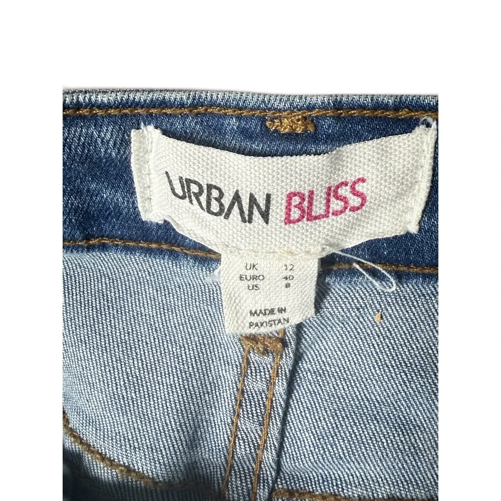 Urban Bliss Womens High Rise Wide Leg Jeans Light Wash Raw Fray Hem Blue Size 8